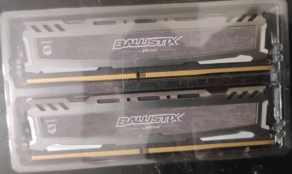 Micron Ballistix Sport 8GB (2x4GB) DDR4-2400 288-Pin DIMM XMP BLS4G4D240FSA.8FBD